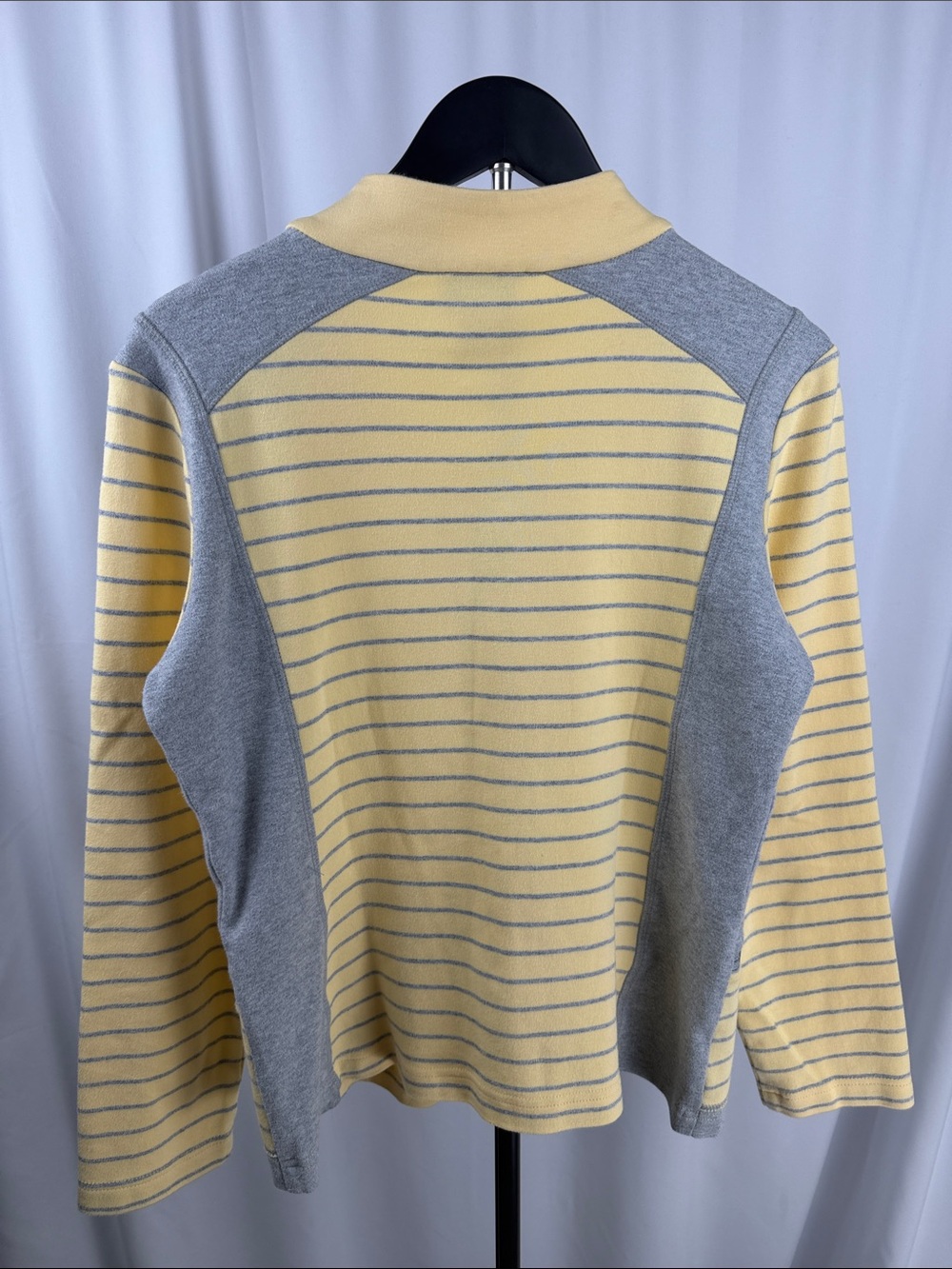 Neiman Marcus Exclusive Striped Full Zip Knit Jacket – Size Medium - Picture 7 of 8